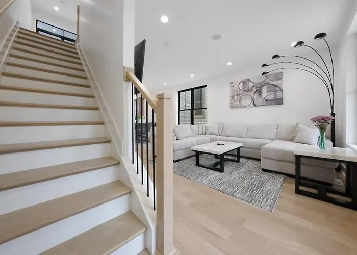 Jungle House Premier Residences - Downtown & Short North Columbus