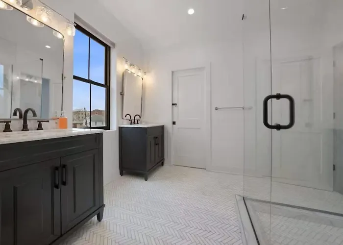 Jungle House Premier Residences - Downtown & Short North Columbus