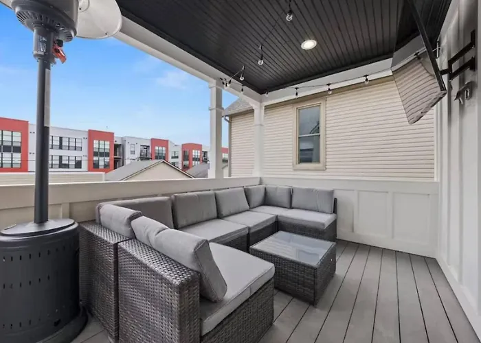 Jungle House Premier Residences - Downtown & Short North Holiday home